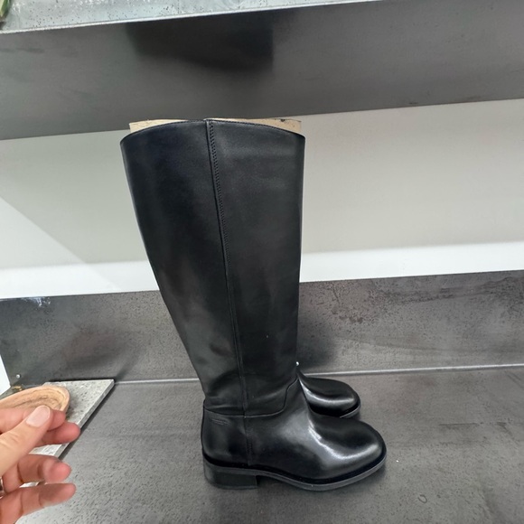 Vagabond Sheila Tall Boot - Picture 4 of 7